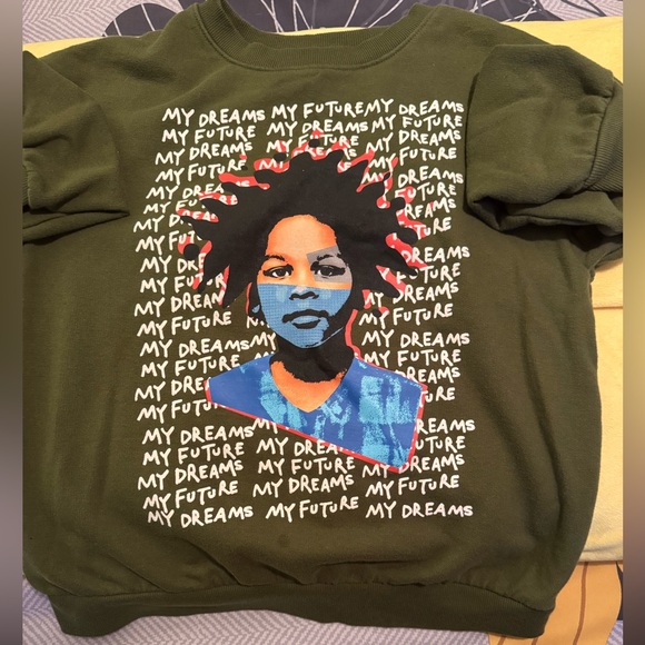 Nike Black and Red Jumpman Kids Sweatshirt and Green Black history sweater! - Picture 2 of 6